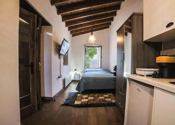 Eftychia's House Lófu