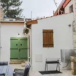Eftychia's House B&B 3*