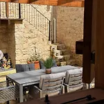 فندق مبيت وإفطار Eftychia's House