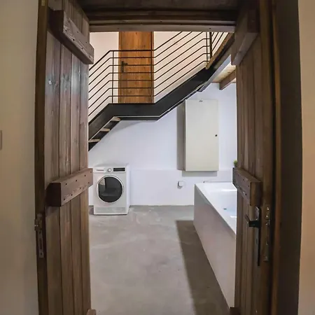 Oda ve Kahvaltı Eftychia's House Lofou