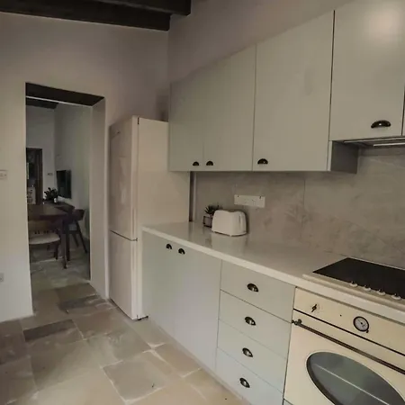 Bed & Breakfast Eftychia's House Lofou