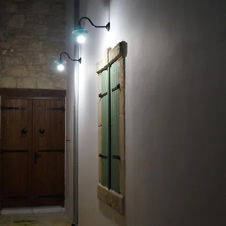 Bed & Breakfast Eftychia's House 3*