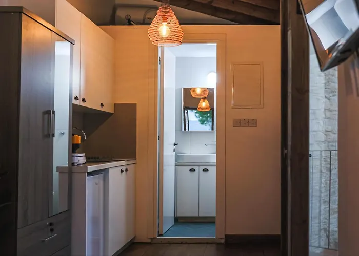 Eftychia's House Bed & Breakfast Lofou